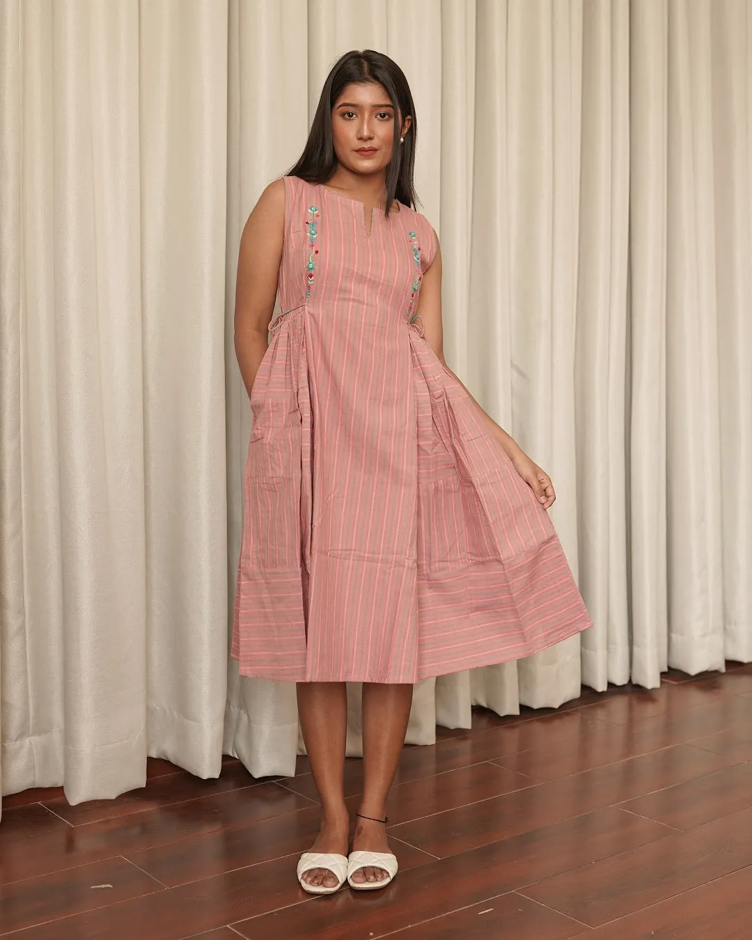 Shakha midi dress