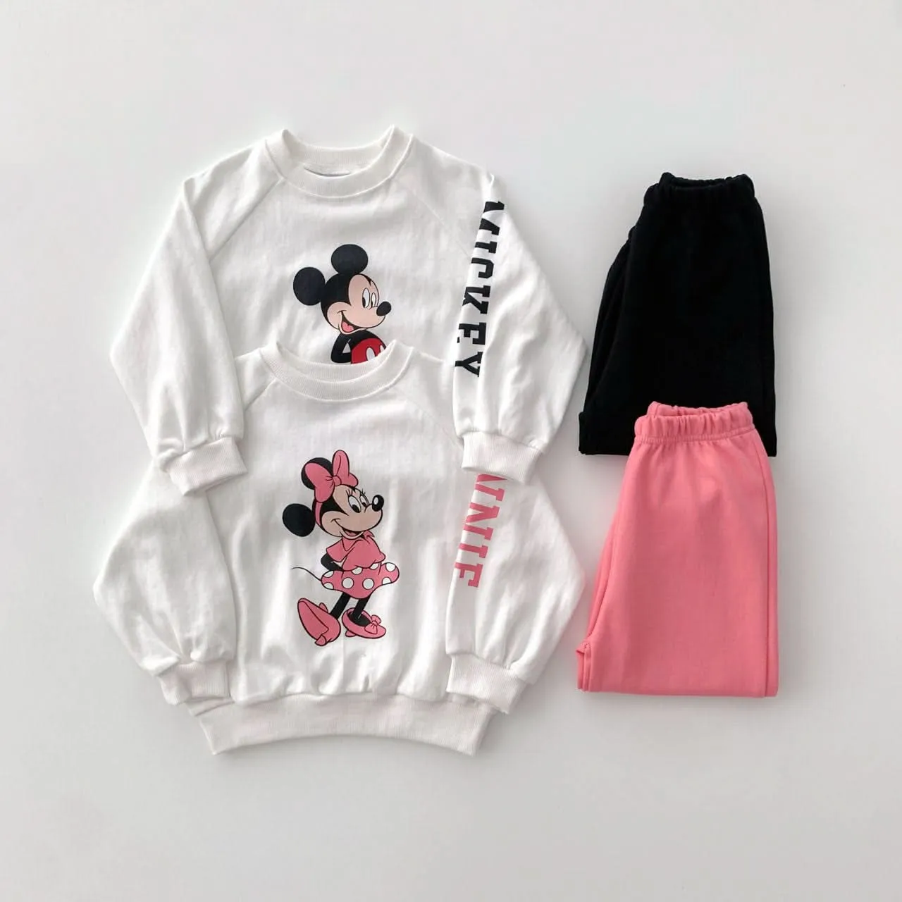 Toddler Mickey and Minnie Sleeve Print Sweatshirt and Jogger Pants Set (2-7y) - 2 Colors
